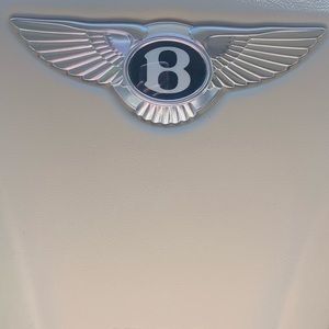 Meet your Posher, Hailey